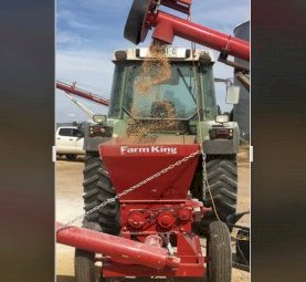 Farm King 180 Roller Mill