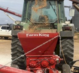 Farm King 180 Roller Mill