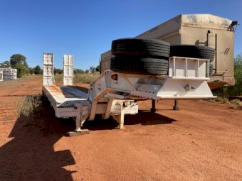 1988 Lusty Low Loader and Dolly