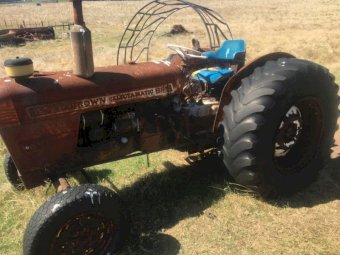 David Brown Selectamatic 885 Tractor (Parts Only)