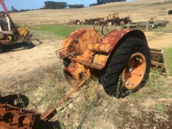 LA Case Gearbox with Back End and Radiator