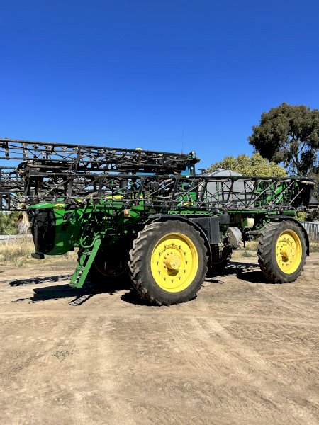 2011 John Deere 4930 Self Propelled Sprayer