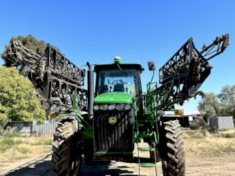 2011 John Deere 4930 Self Propelled Sprayer