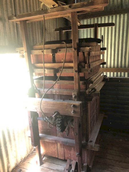 3 x Antique Koerstz Woolpresses