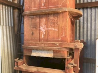 3 x Antique Koerstz Woolpresses