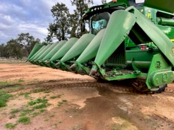 **Price drop** John Deere 894 Corn Front