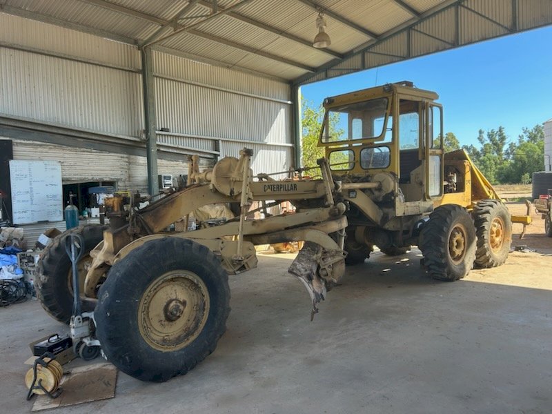 Under Auction - (A222) Caterpillar 17K Grader 