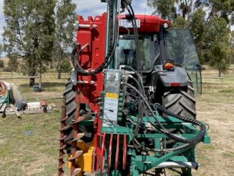 Under Auction - (A221) 2020 Munro AutoDriver 730 Post Driver 