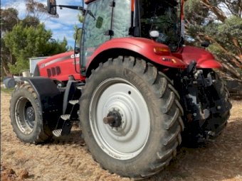 2010 Case IH Magnum 215 Tractor