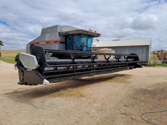 1997 Gleaner AGCO R62 Header