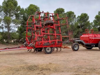 *Price Drop* Horwood Bagshaw 40ft Scaribar with 8000L Cart