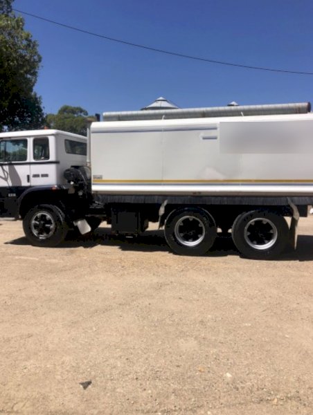 1993 Inter Acco Water Tanker