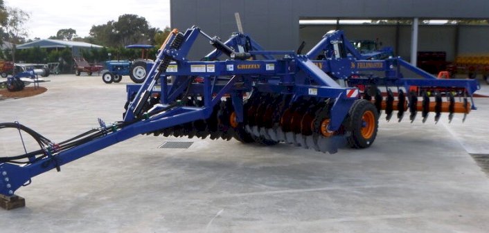 WANTED 32 to 36 Plate Grizzly Offset Disc