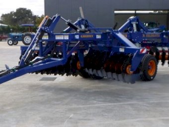 WANTED 32 to 36 Plate Grizzly Offset Disc