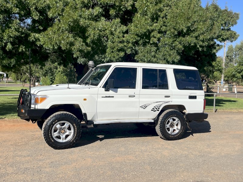 2010 Toyota Landcruiser 70 Series Wagon