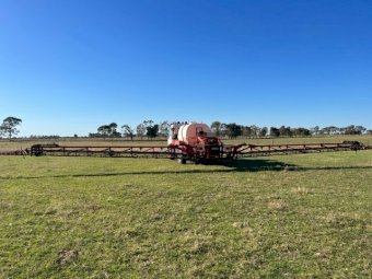 Isuzu FSS 550 4x4 truck with 30 mt boom and 5000 lt Tank