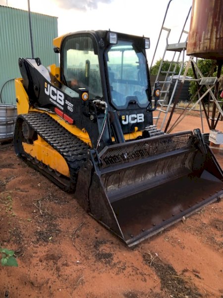 Under Auction - 2015 JCB 300T Skid Steer 