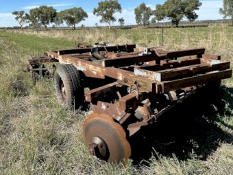 Napier Blue Line 28 Plate Offset Disc