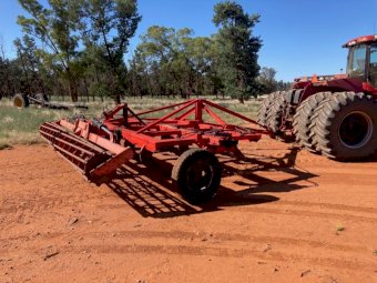 1995 5m Deep Ripper With Packer Roller