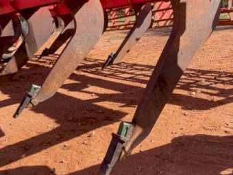 1995 5m Deep Ripper With Packer Roller