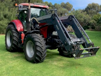 2015 Case IH Puma 155 Tractor with Quickie Loader