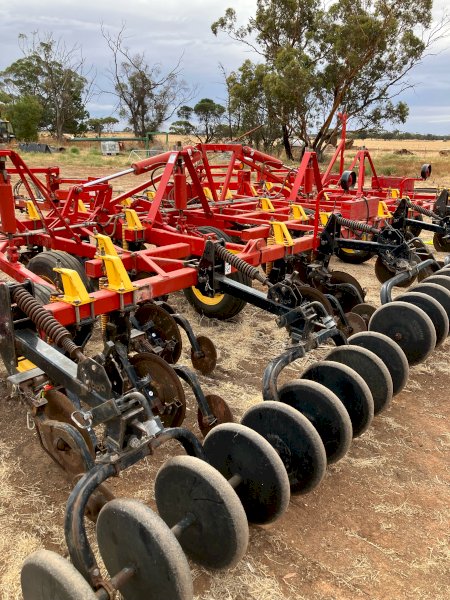 30ft Bourgault Disc Seeder