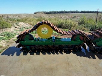 John Deere Header Tracks
