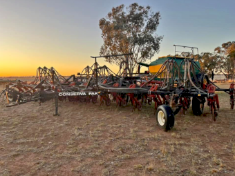 12m Conserva Pak Bar with 12000L Simplicity Air Cart