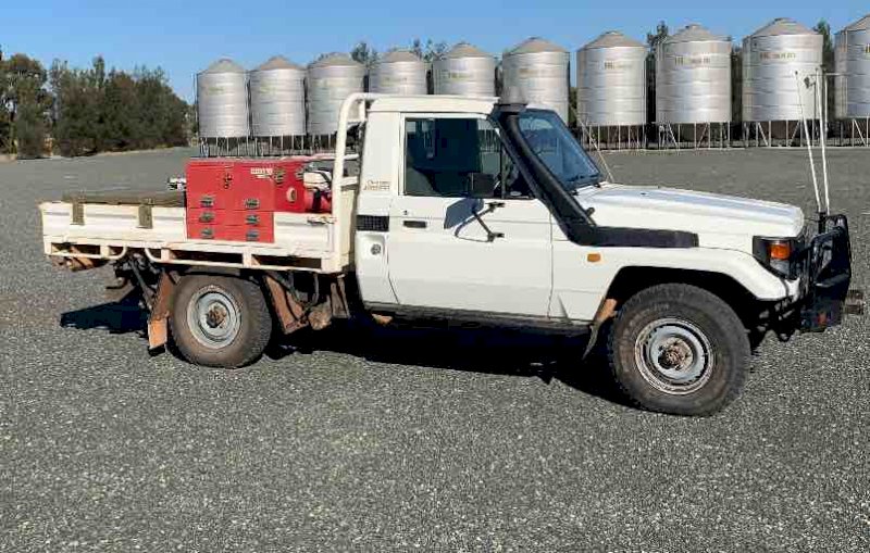 2002 Landcruiser Turbo Diesel Ute