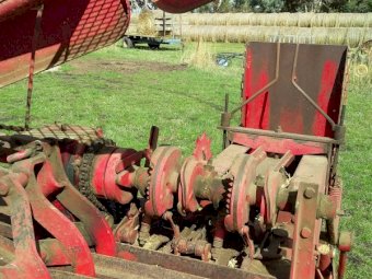 Massey Ferguson 503 Small Square Baller