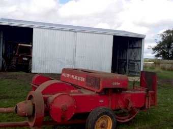 Massey Ferguson 503 Small Square Baller