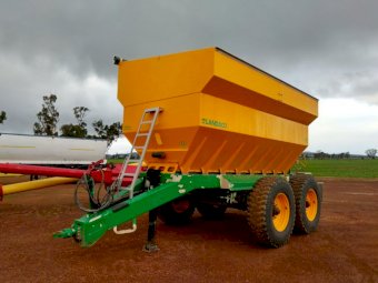 2019 Landaco T280 28 Cubic Metre Fertiliser Spreader