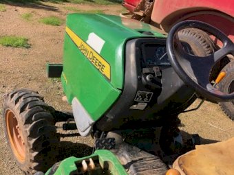 2014 John Deere 3036E Tractor