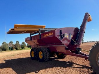 2022 Oztec 30T Long-Reach Trakliner Chaser Bin.