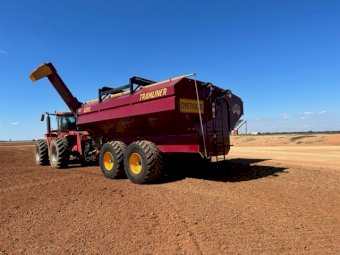 2022 Oztec 30T Long-Reach Trakliner Chaser Bin.