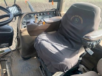 2004 John Deere 7920 Tractor