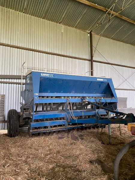 Agrowplow Agrodrill TW 3000 Disc Seeder