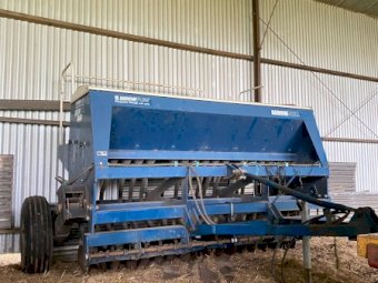 Agrowplow Agrodrill TW 3000 Disc Seeder