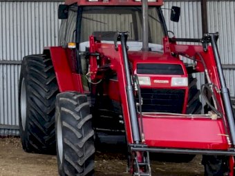 *Price drop* Case IH 5140 Tractor with FEL