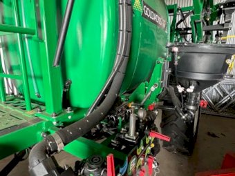 Goldacres 2500L x 18m Sprayer - Only done 10ha