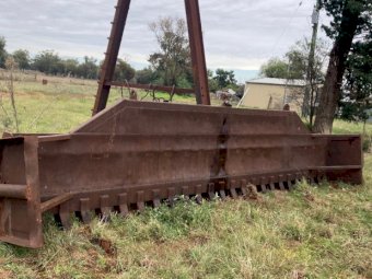 6m Henderson Engineering Stick Rake ONO