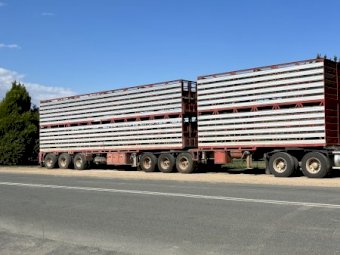 2006 Dunns B Double  Stockcrate