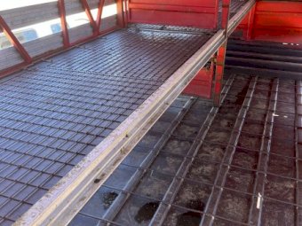 2006 Dunns B Double  Stockcrate