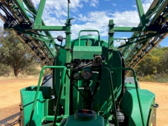 2011 Goldacres Prairie Evolution 6500L Sprayer