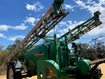 2011 Goldacres Prairie Evolution 6500L Sprayer