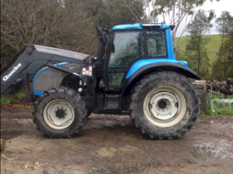 2006  M120 Valtra Tractor with FEL