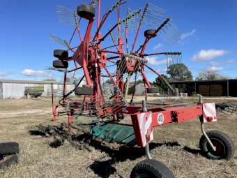 Kverneland 6961 Rake