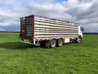 2014 Isuzu FXY 1500 Truck With Removable Stock Crate