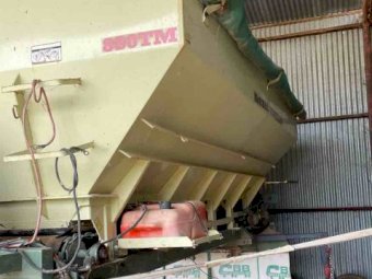 Marshall 810 TM Spreader