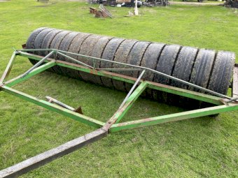 Farmpro 4m Rubber Tyre Roller